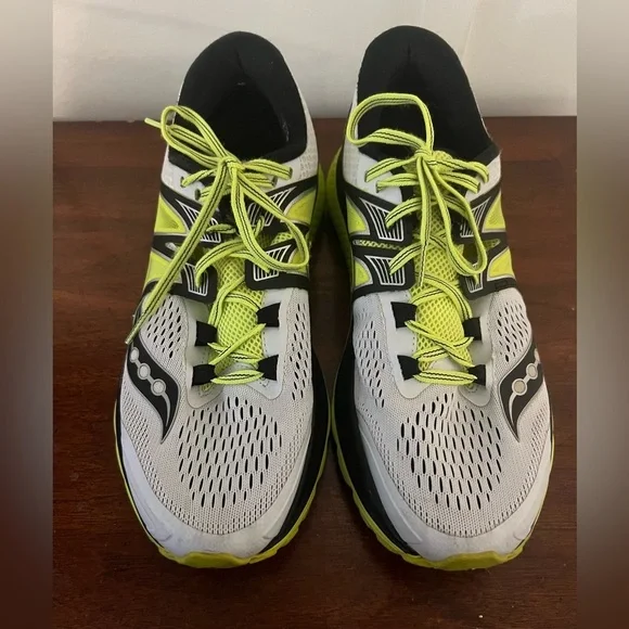 Saucony Triumph ISO 3 Men's US Size 10.5 White/Black/Green excellent condition - Picture 10 of 10